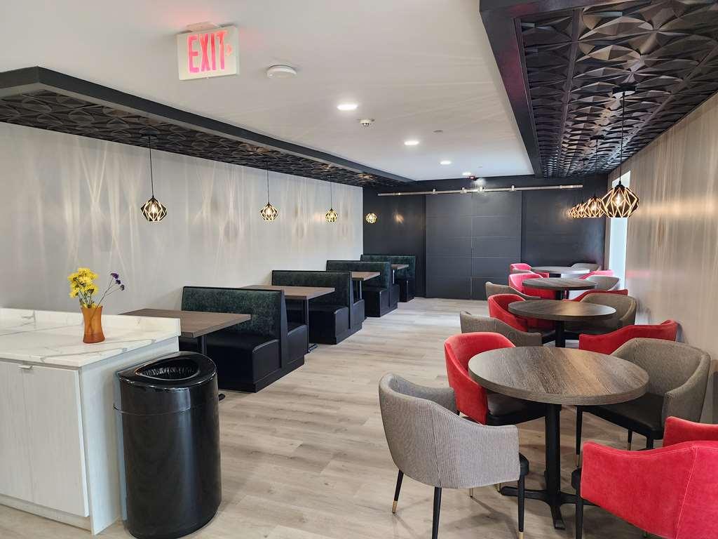 Best Western Buffalo Inn & Suites Restaurant bilde